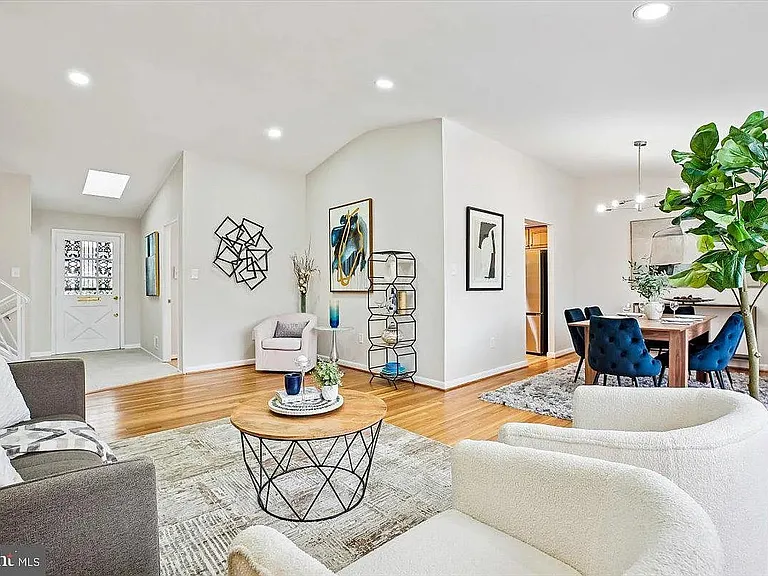 11505 Monticello Ave — Photo 3