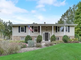 9611 Stacy Ln, Union, IL 60180