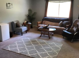 586 W Criterion St, Meridian, ID 83642