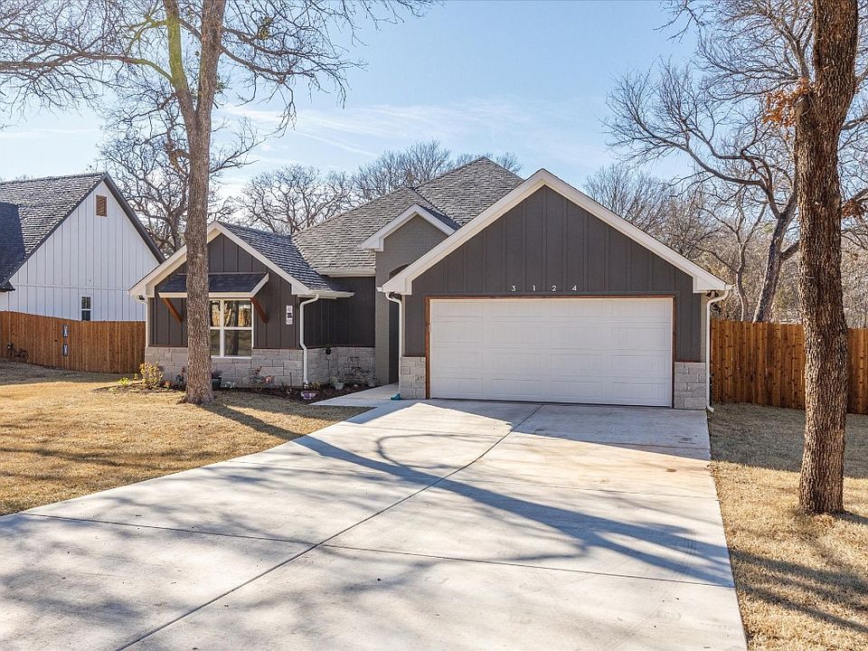 3124 Sky Harbour Dr, Granbury, TX 76049 Zillow