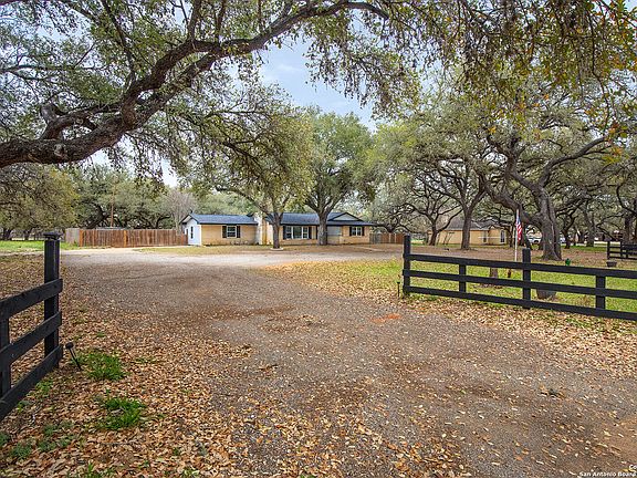 2nd image of 20 Sunrise Drive