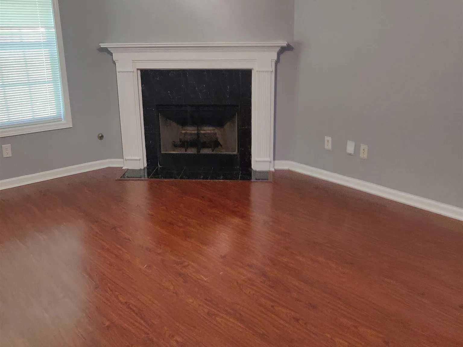 3 bed, 2.5 bath, $2,150 — Photo 2