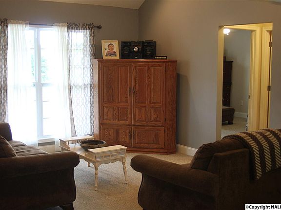 5th image of 142 Denham Creek Dr