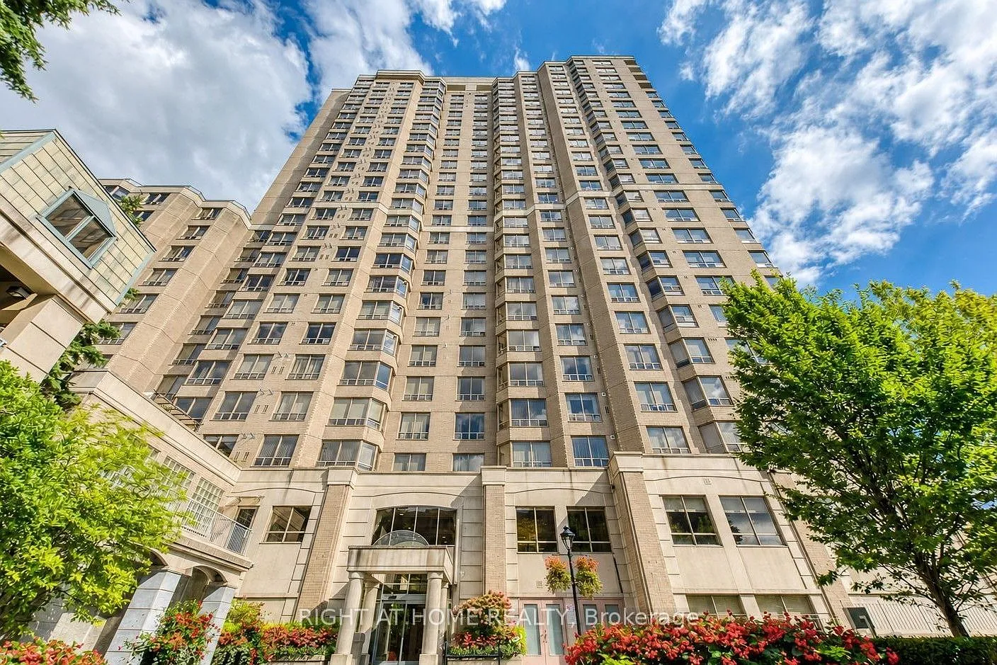 3 bed, $3,100 — Photo 1