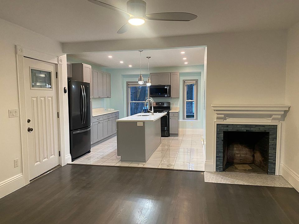 1st image of 414 Lafayette St #2