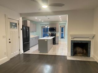 414 Lafayette St #2, Salem, MA 01970