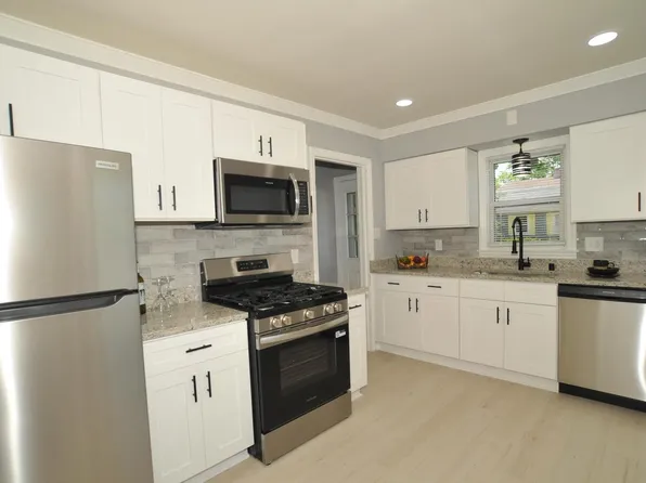 3400 North 89th STREET, Milwaukee, WI 53222