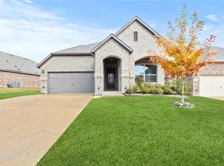 2410 Trickling Creek Dr, Garland, TX 75041