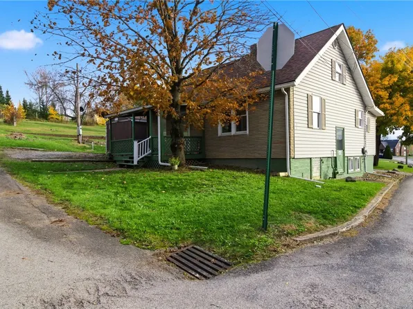 303 E Ross St, Worthington, PA 16262