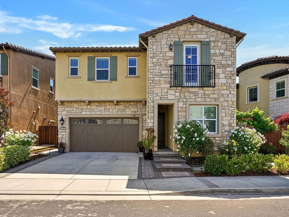 1st image of 1103 Trumpet Vine Ln