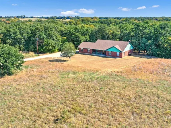 6540 W Line Rd, Collinsville, TX 76233