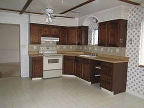 4th image of 13515 Hill Blvd