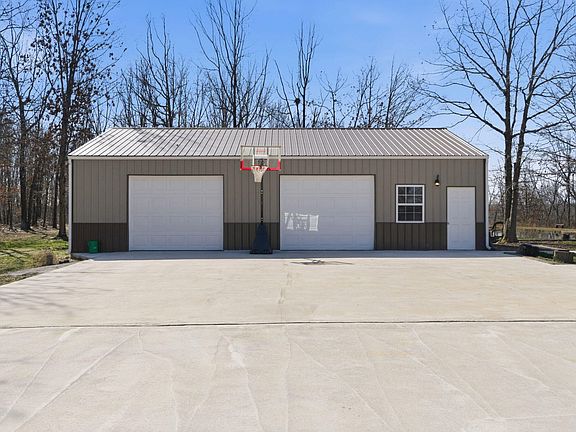 5th image of 3759 Skyline Road