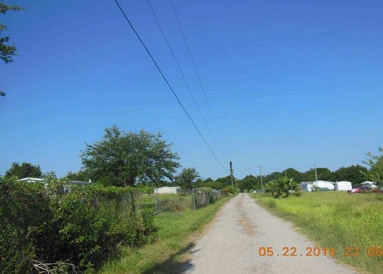 2nd image of 2216 Turquoise Ln