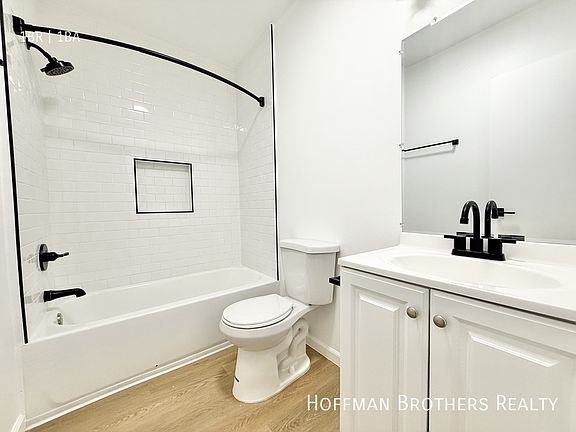 4th image of 7310 S Hoover St #5