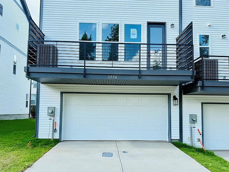 1736 Blanche St #2 — Photo 10