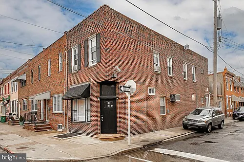 2713 E Clearfield St #2 Photo 1