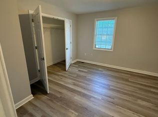 825 Worthington St, Springfield, MA 01105