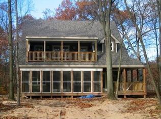 18726 Old Field Rd, New Buffalo, MI 49117