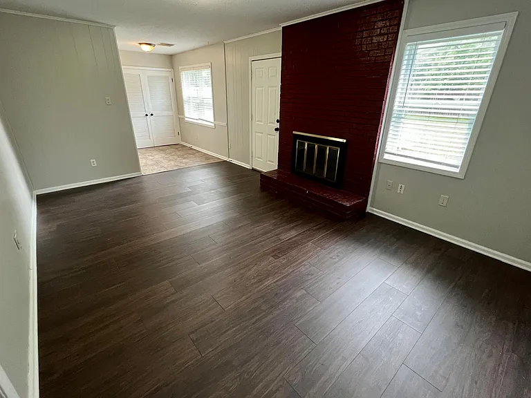 4231 Sunnyslope Dr — Photo 5