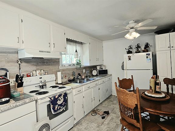 5th image of 4677 Davidson Rd
