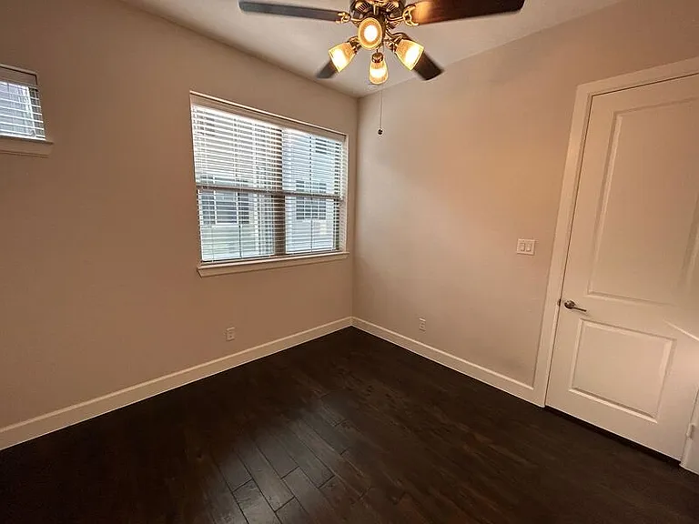 2775 Yellow Jasmine Ln — Photo 16