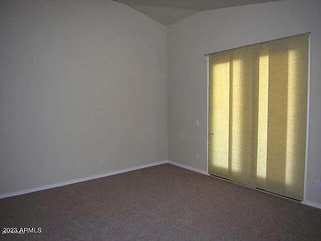 609 E Pearce Rd — Photo 23