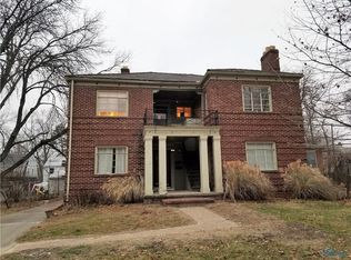 1946 N Cove Blvd, Toledo, OH 43606