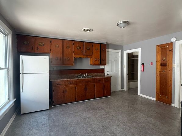51 James St #2F