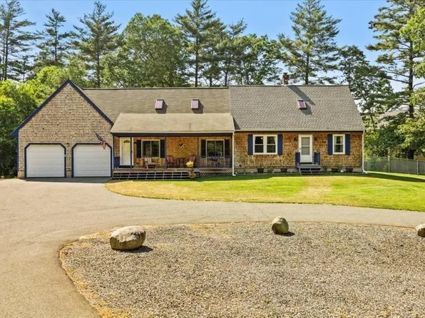 12 Daniel Rd, Lakeville, MA 02347