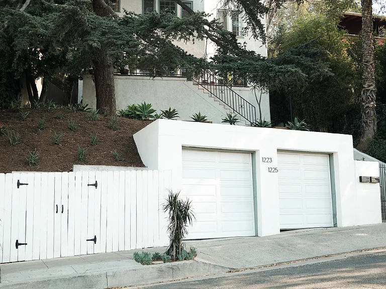 1225 Westerly Ter — Photo 2