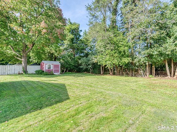 3rd image of 65 Brooklawn Drive