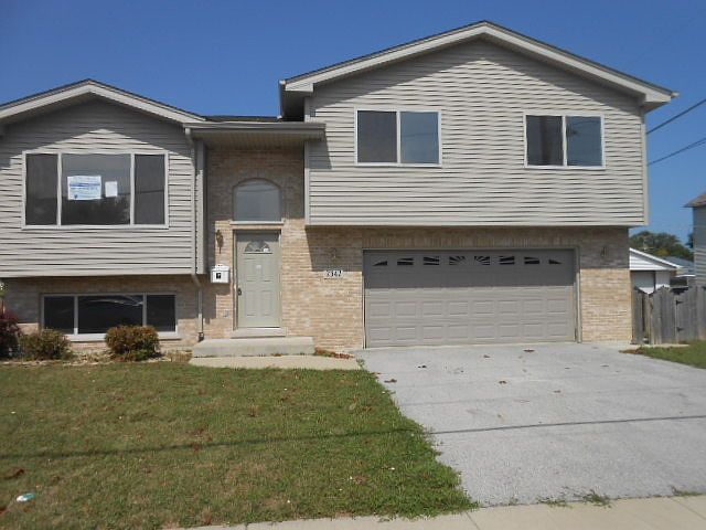 1st image of 2342 W 144th St