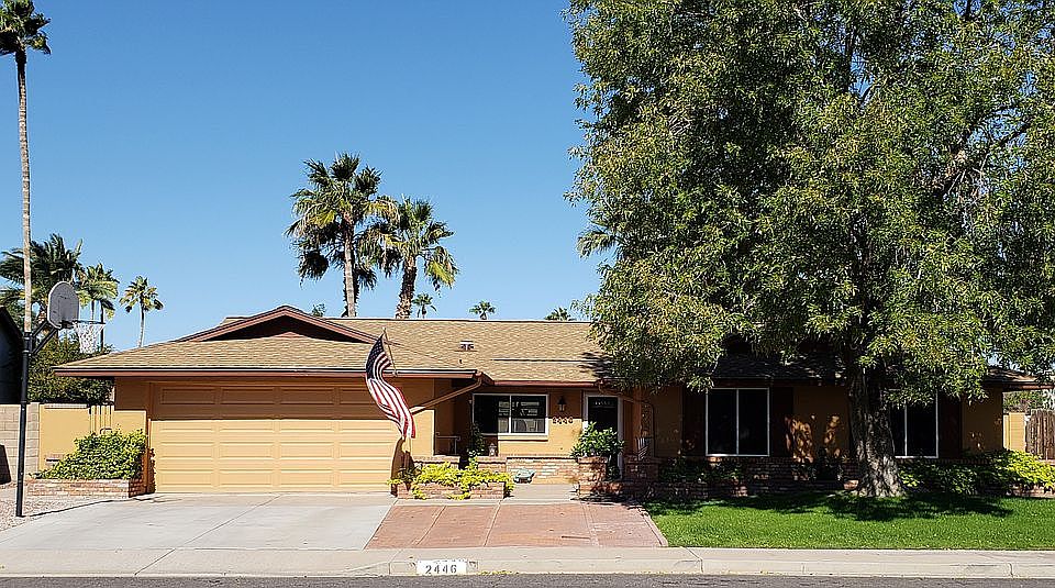 1st image of 2446 W Portobello Ave