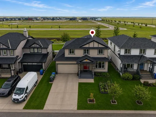 156 E Bishop Cres NW, Rocky View County, AB T0J 1X2