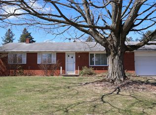 1740 Emerson Dr, Mansfield, OH 44904