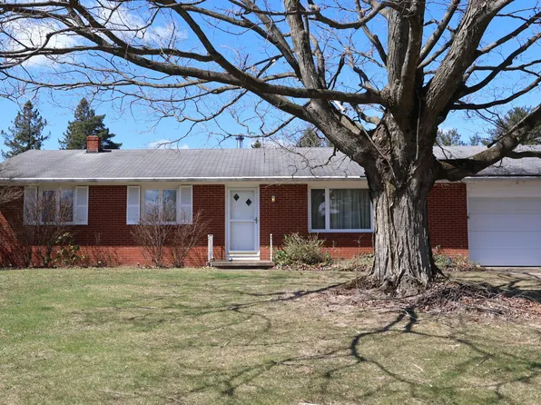 1740 Emerson Dr, Mansfield, OH 44904