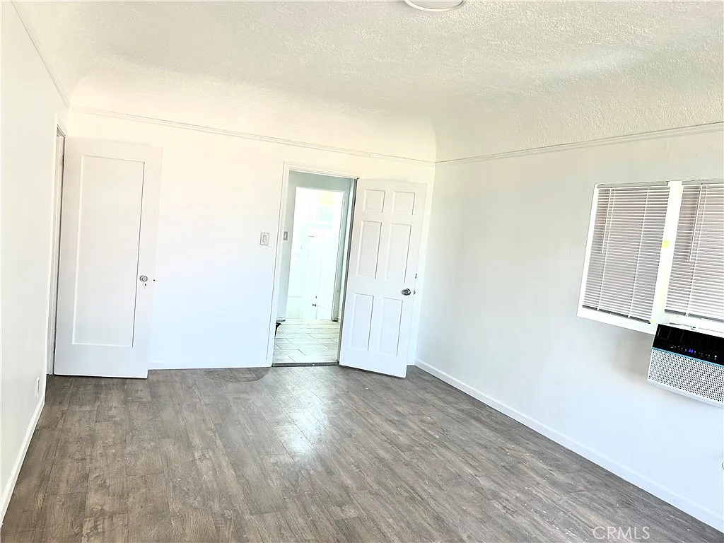 1 bed, 600 sqft, $1,700 — Photo 2