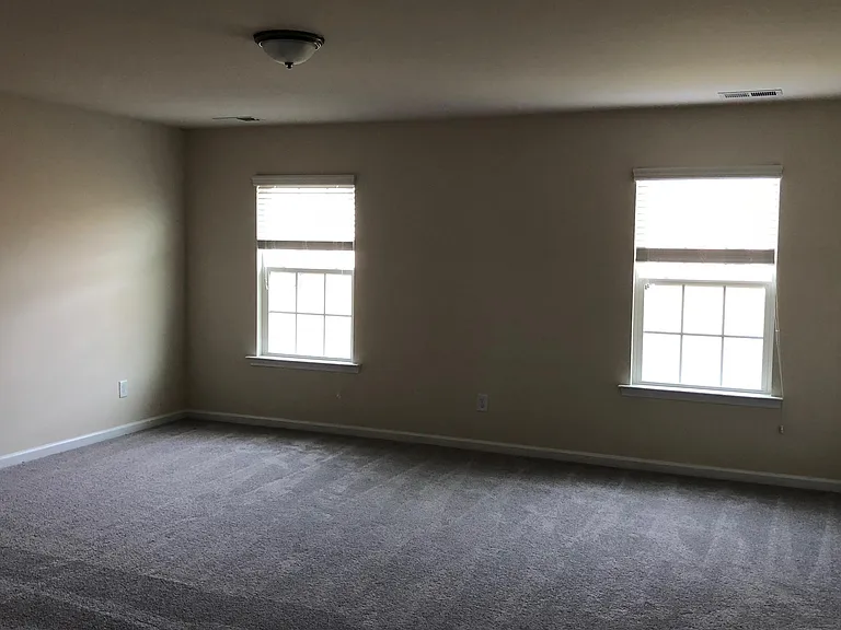 152 Wrangell Dr — Photo 7