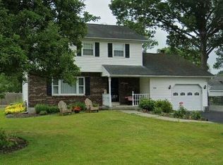 106 University St, Selkirk, NY 12158