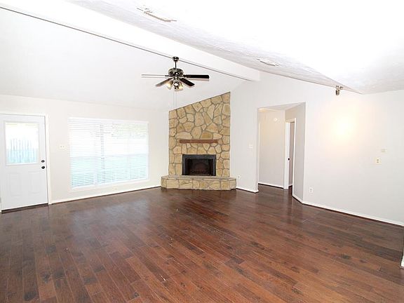 3rd image of 10303 Long River Dr