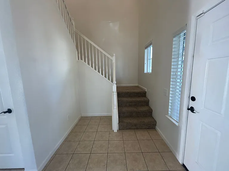 3293 Dewar Ln — Photo 10
