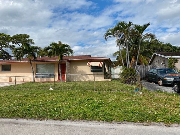 2nd image of 2791 SW 2nd Ct