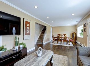 13-16 Eastern Dr, Fair Lawn, NJ 07410