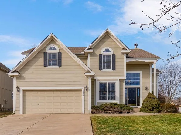 15404 S Alcan St, Olathe, KS 66062