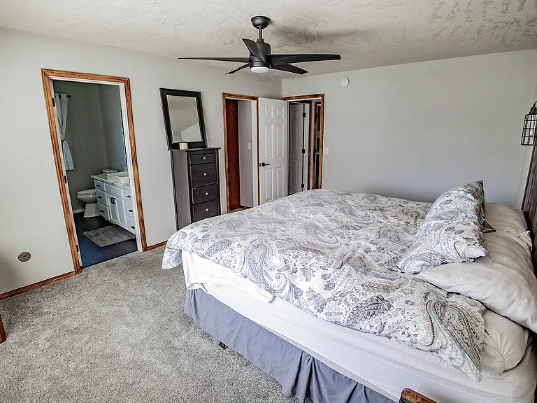 1268 W Bentwood Loop — Photo 101