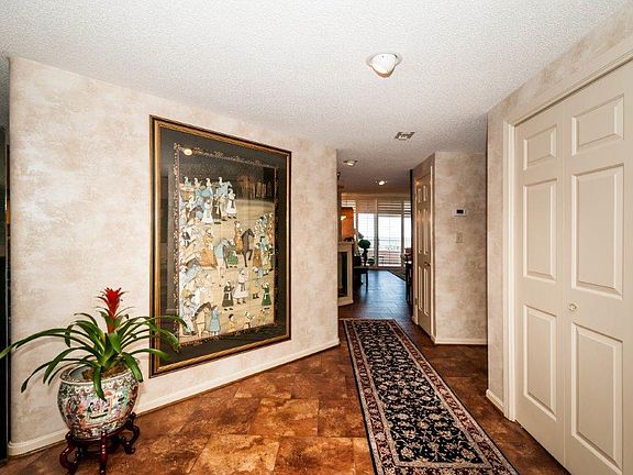 2nd image of 320 Harbor Blvd Unit 803