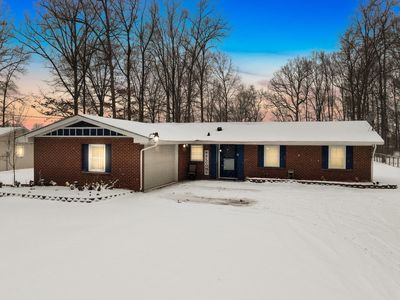 5925 N Shore Dr, Leo, IN, 46765