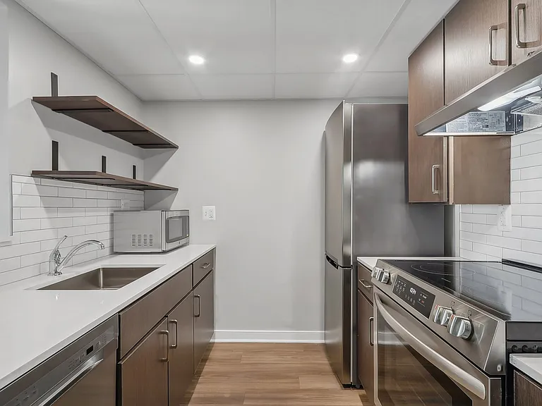 1400 Florida Ave NE — Photo 1