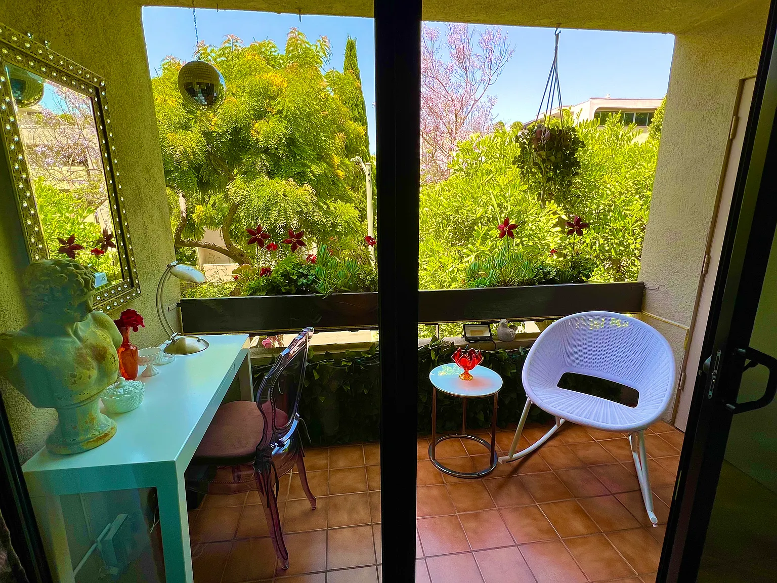 Studio, $3,570 — Photo 4